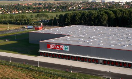 �ll�i SPAR logisztikai k�zpon